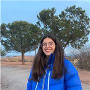 Graduada en Ciencias Ambientales, pero también soy profesora particular de primaria y de la ESO en matemáticas, física, biología y música